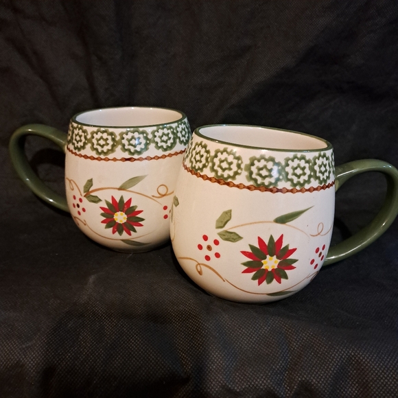 Temptations Old World Seasonal 12 oz Mugs (2) - Picture 7 of 7